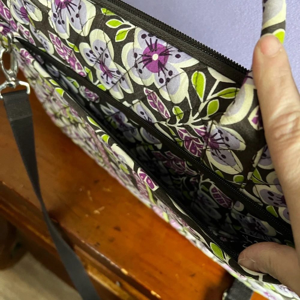Retired Vera Bradley hard shell laptop portfolio case/bag retired Plum petals - Picture 8 of 10
